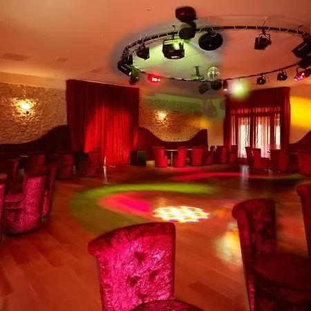 Chambres D'hotes Domaine De Combe Ramond